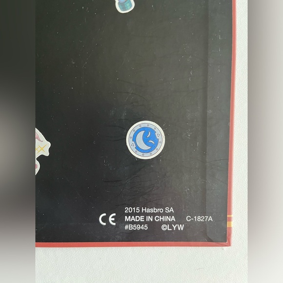 Yo-Kai Watch Medallion Storage Binder - Picture 9 of 9